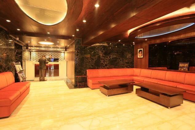 Hotel Ch2 Srīnagar Extérieur photo