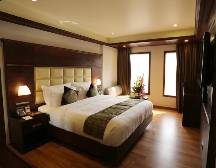Hotel Ch2 Srīnagar Extérieur photo